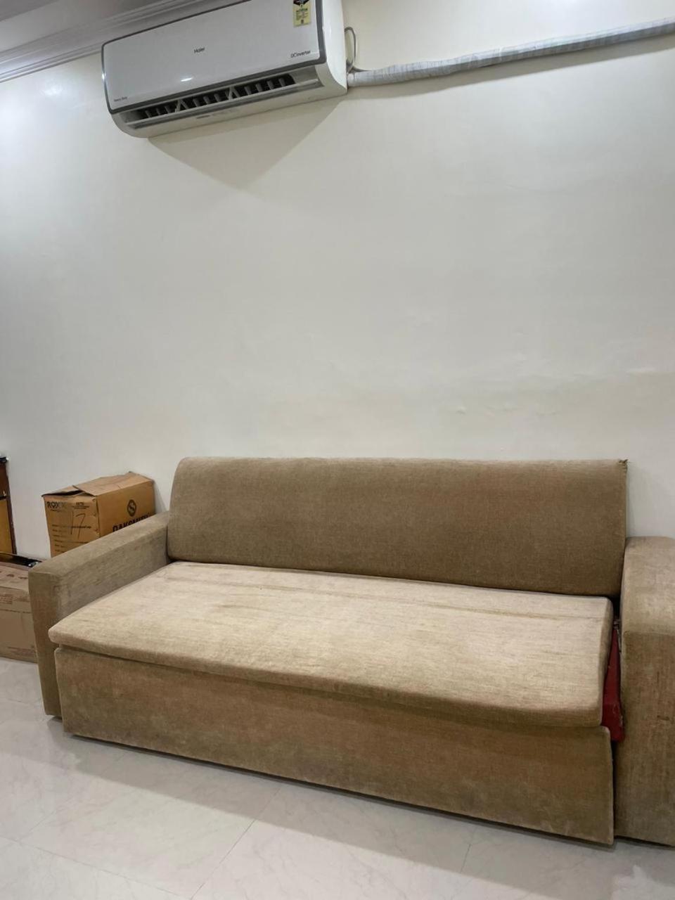 1 Bhk In Mira Society Salisbury Park Near Mg Road * Pune